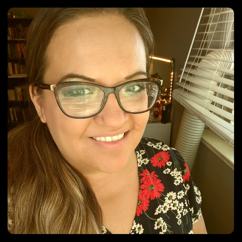 Meet Your Posher, Whitney